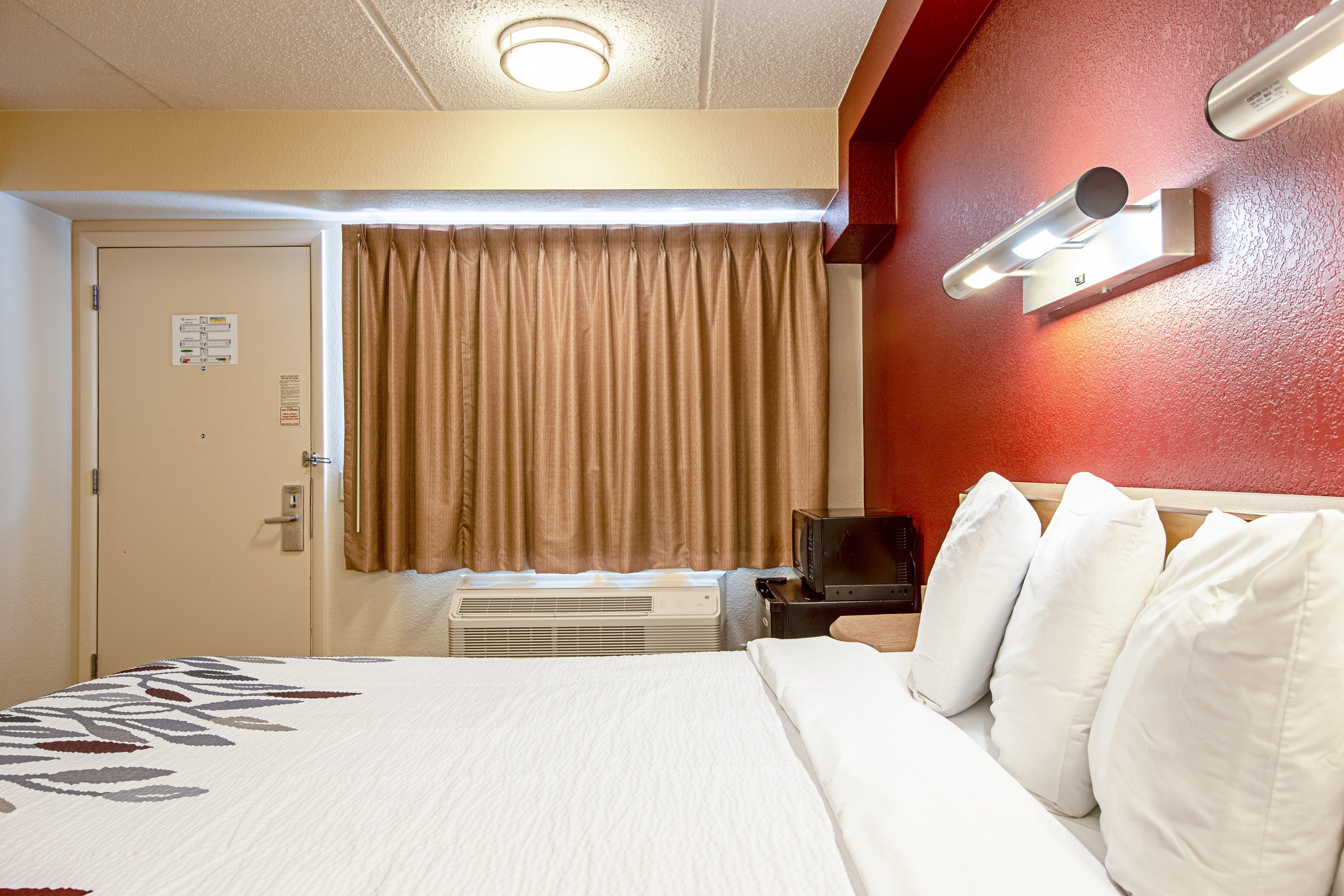 Red Roof Inn St Clairsville - Wheeling West St. Clairsville Dış mekan fotoğraf