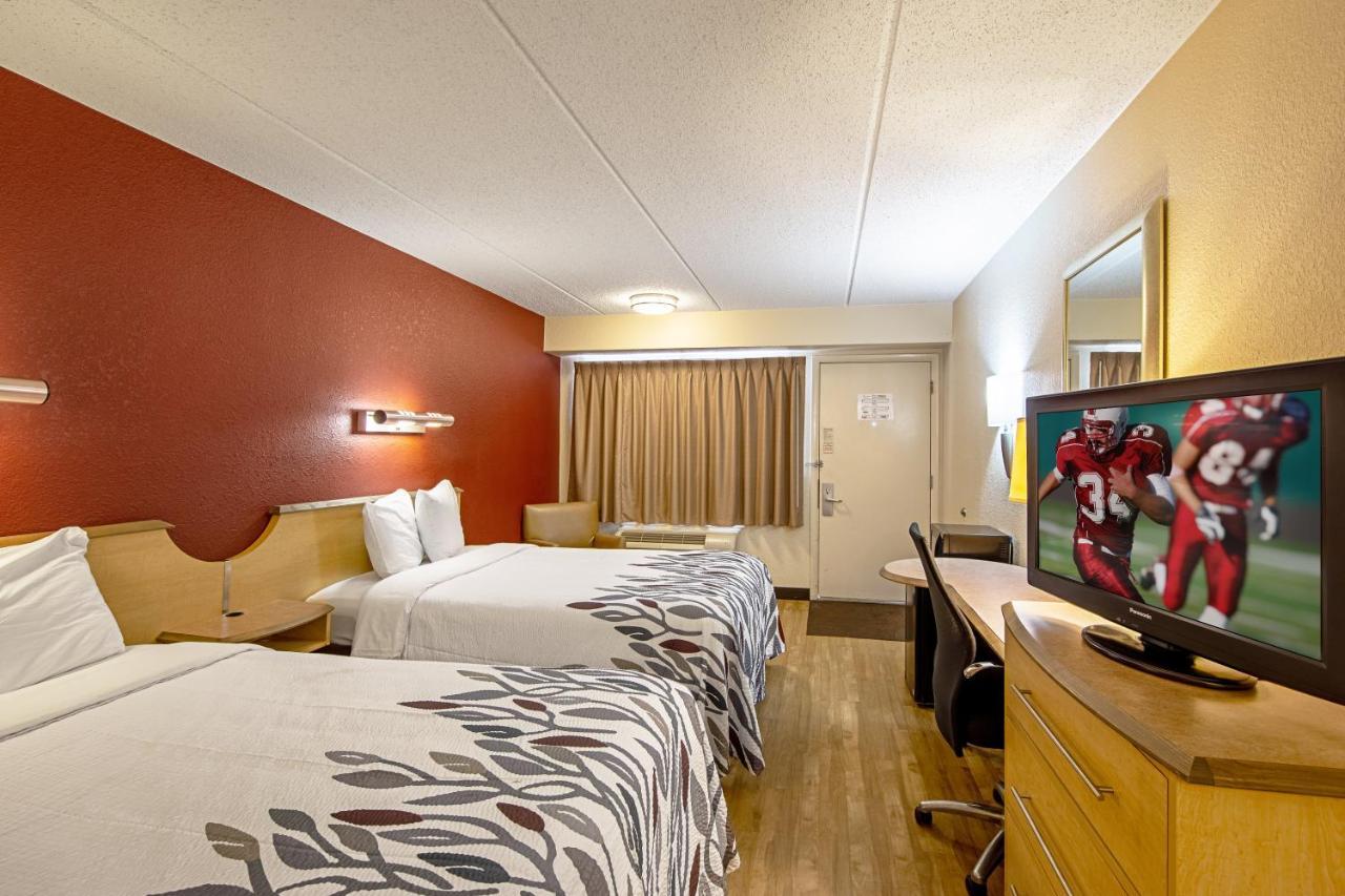 Red Roof Inn St Clairsville - Wheeling West St. Clairsville Dış mekan fotoğraf