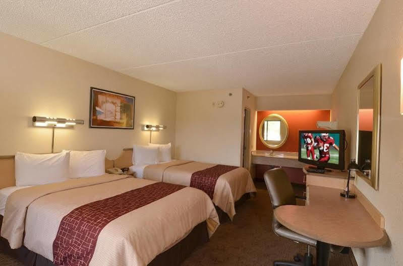 Red Roof Inn St Clairsville - Wheeling West St. Clairsville Dış mekan fotoğraf